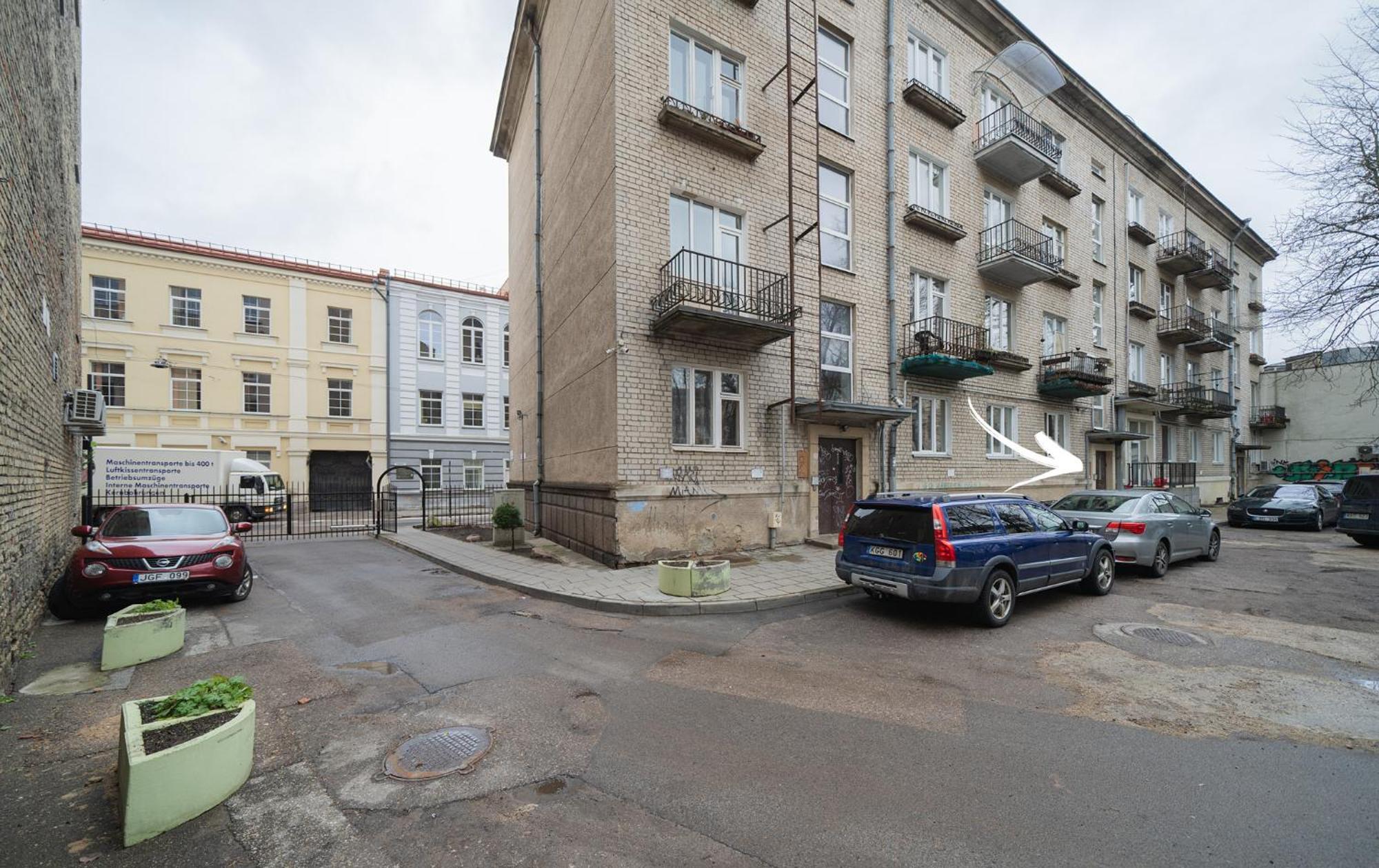 Islandijos Self Check-In Basement Apartments VNO Exteriör bild